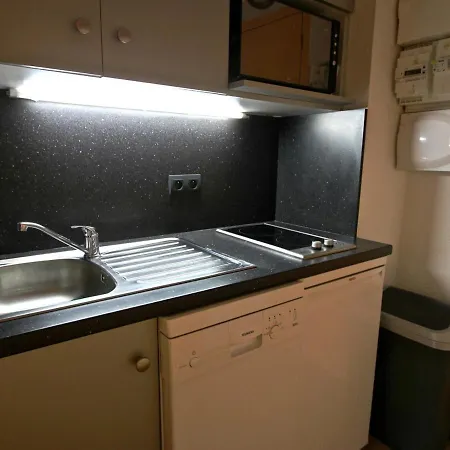 Studio Chamrousse, 1 pièce, 4 personnes - FR-1-340-221 Appartement Chamrousse